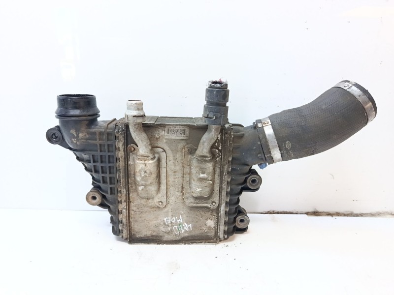 Recambio de intercooler para land rover discovery sport hse referencia OEM IAM LR095900  