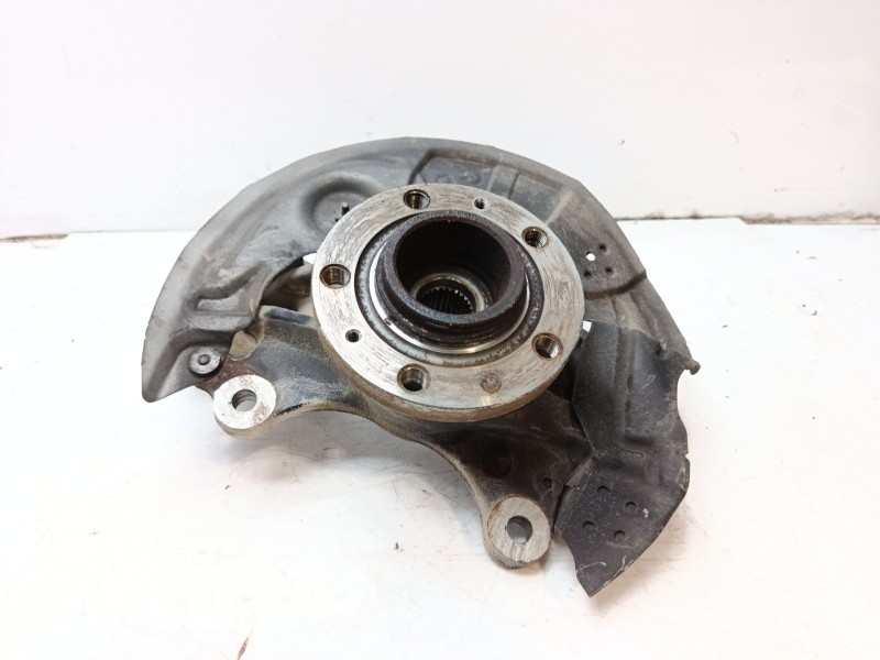 Recambio de mangueta delantera izquierda para toyota proace verso referencia OEM IAM SU001B2346  