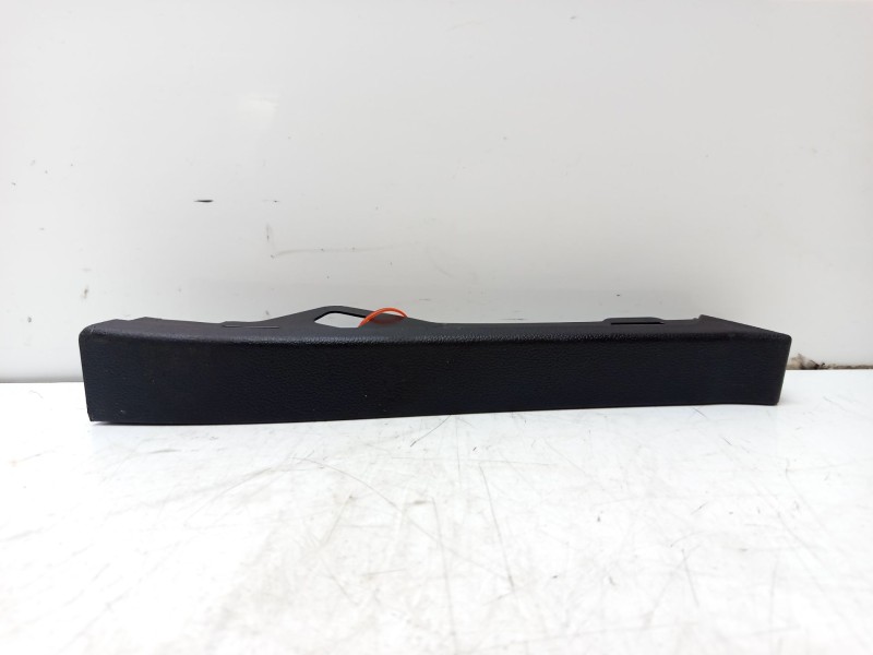 Recambio de moldura para renault captur i (j5_, h5_) 0.9 tce 90 referencia OEM IAM 681087572R  