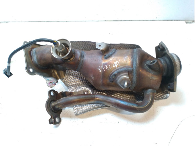 Recambio de catalizador para toyota yaris referencia OEM IAM 17140F3010  