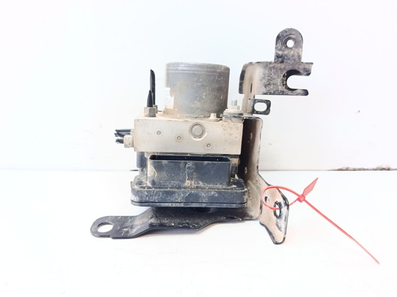 Recambio de abs para toyota proace verso referencia OEM IAM SU001B4098  