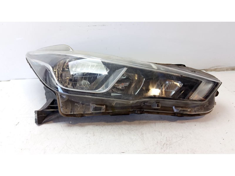 Recambio de faro derecho para nissan micra v (k14) 1.0 dig-t 117 referencia OEM IAM 260105FA0A  