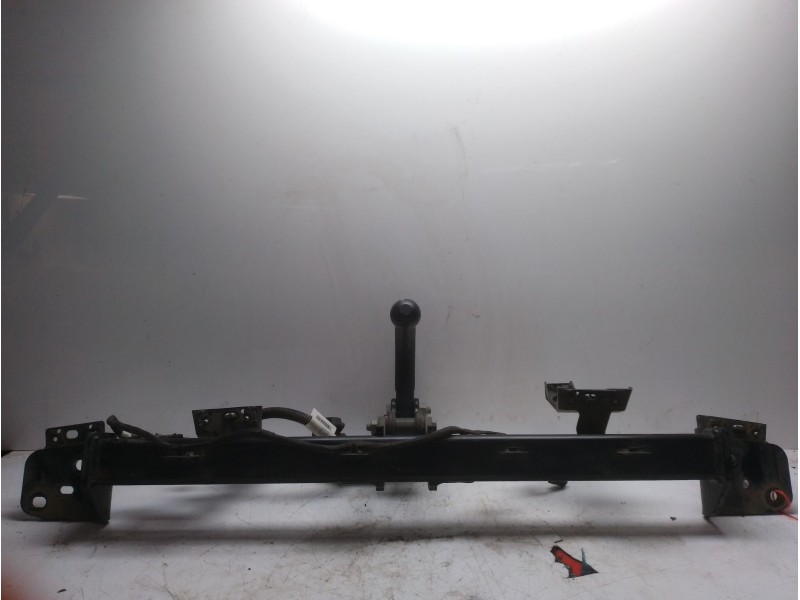 Recambio de enganche remolque para renault captur i (j5_, h5_) 0.9 tce 90 referencia OEM IAM 756121324R  