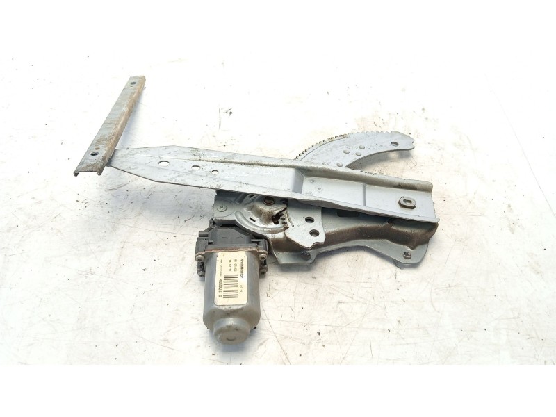 Recambio de motor elevalunas trasero izquierdo para nissan note (e11, ne11) 1.6 referencia OEM IAM 827019U000  