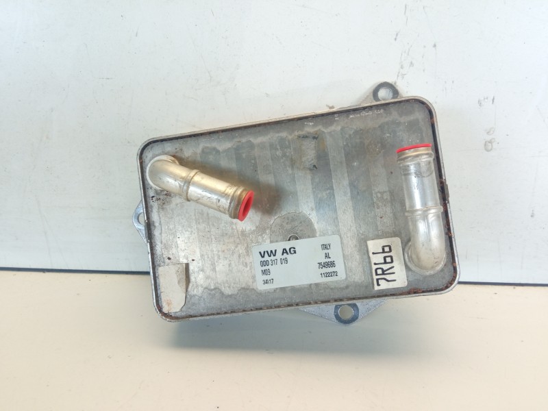 Recambio de enfriador aceite motor para volkswagen golf vii lim. gte referencia OEM IAM 0DD317019  