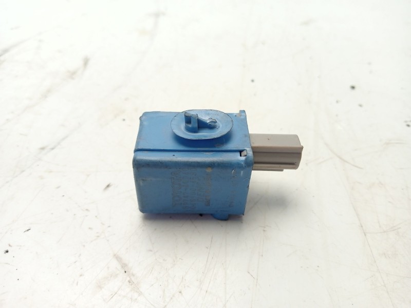 Recambio de modulo electronico para toyota rav4 referencia OEM IAM 8974730040  