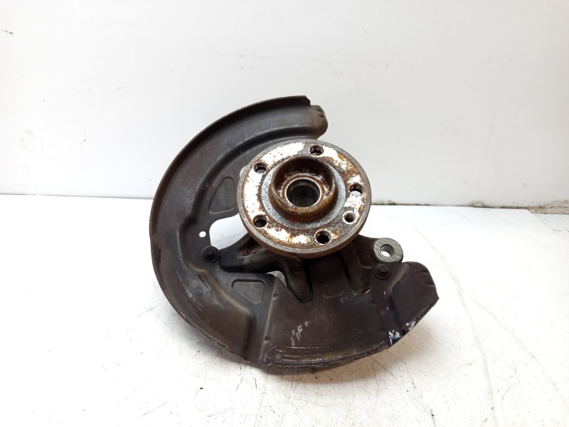 Recambio de mangueta delantera derecha para opel zafira a club referencia OEM IAM 90498809  