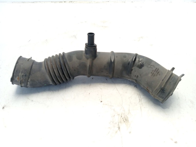 Recambio de tubo para toyota yaris 1.5 16v cat referencia OEM IAM 17881K0050  