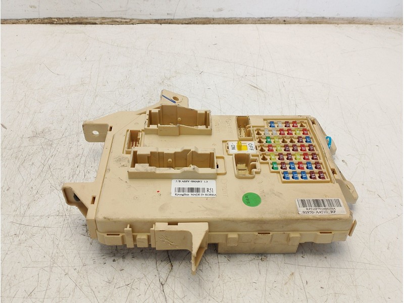 Recambio de caja reles / fusibles para kia carens ( ) referencia OEM IAM 91950A4510  