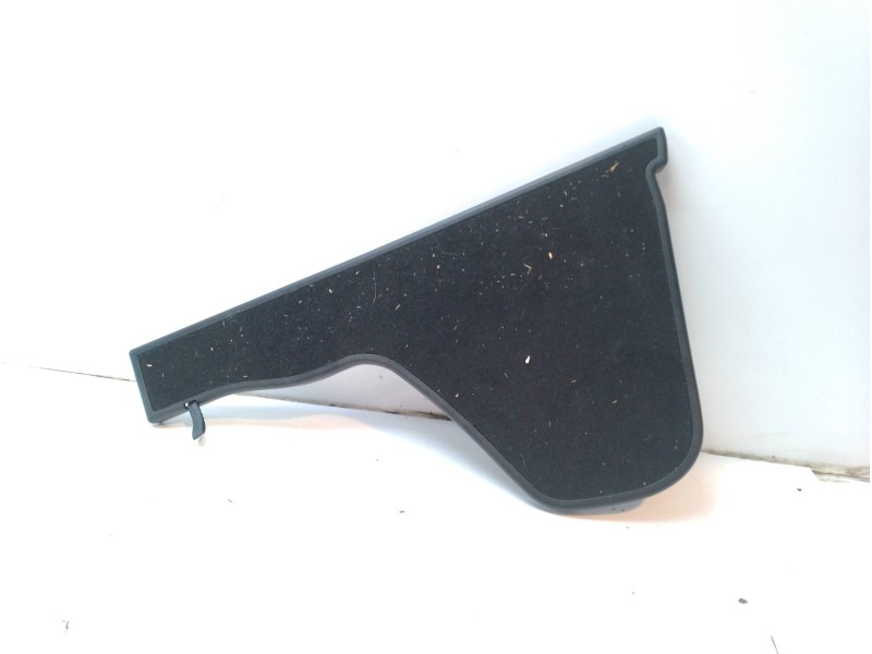 Recambio de molduras traseras para lexus ct (zwa10_) 200h (zwa10_) referencia OEM IAM 5841876011C1  