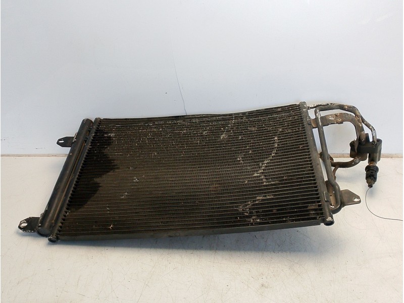 Recambio de condensador aire acondicionado para volkswagen golf v (1k1) 1.9 tdi referencia OEM IAM 1K0820411AC  