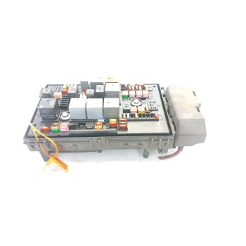 CAJA RELES / FUSIBLES 13313208 