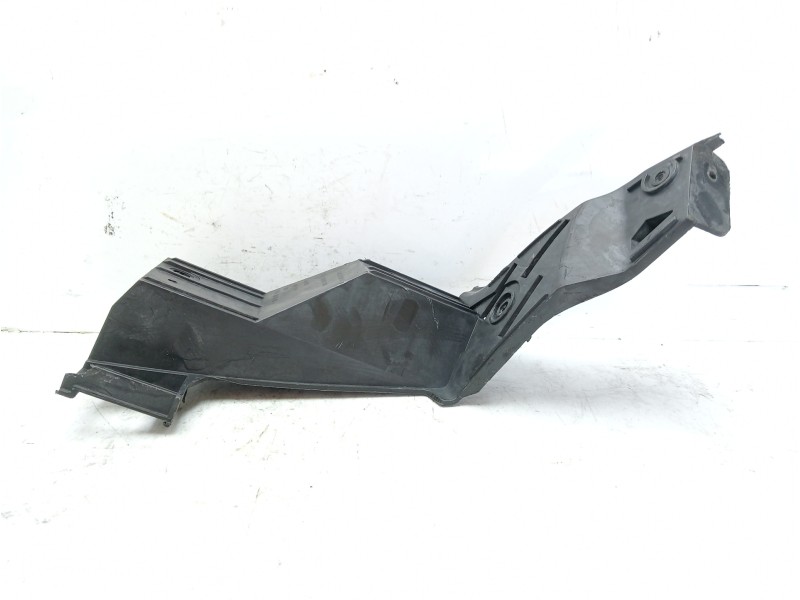 Recambio de molduras traseras para volkswagen polo (9n1) 1.4 16v referencia OEM IAM 6Q6807375  