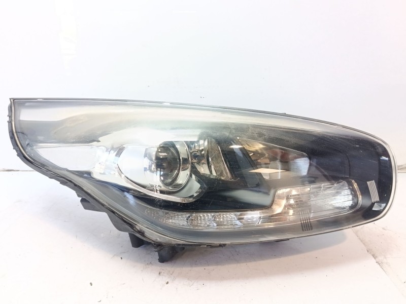 Recambio de faro derecho para kia carens ( ) referencia OEM IAM 92102A4140 92102A4140 / 92102A4150 9202A4