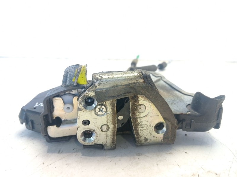 Recambio de cerradura puerta delantera izquierda para lexus is200 (ds2/is2) 250 v6 referencia OEM IAM 6904053100  