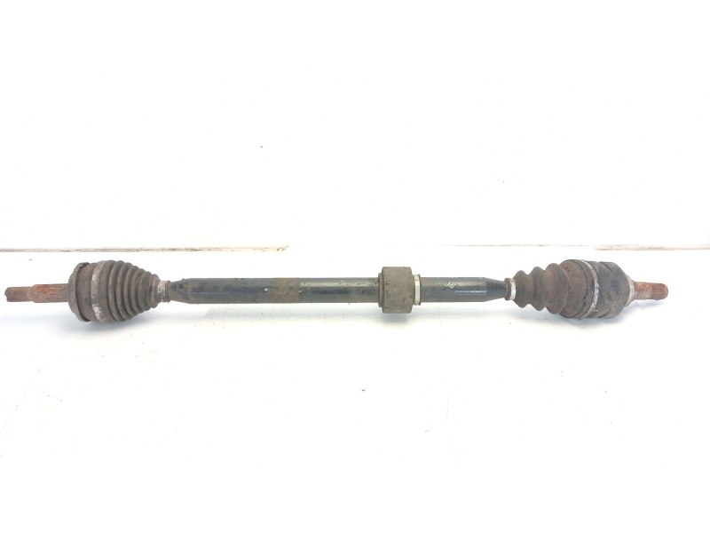 Recambio de transmision delantera derecha para toyota auris 1.4 turbodiesel cat referencia OEM IAM 4341002580  