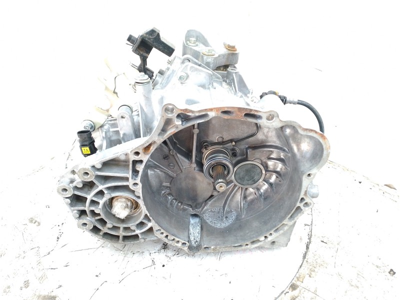 Recambio de caja cambios para chevrolet cruze 2.0 diesel cat referencia OEM IAM 96420073  