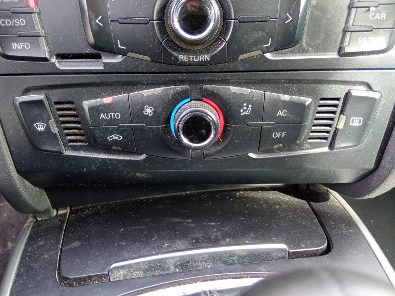 Recambio de mando calefaccion / aire acondicionado para audi a4 ber. (b8) básico referencia OEM IAM 8T1820043N 1469601 