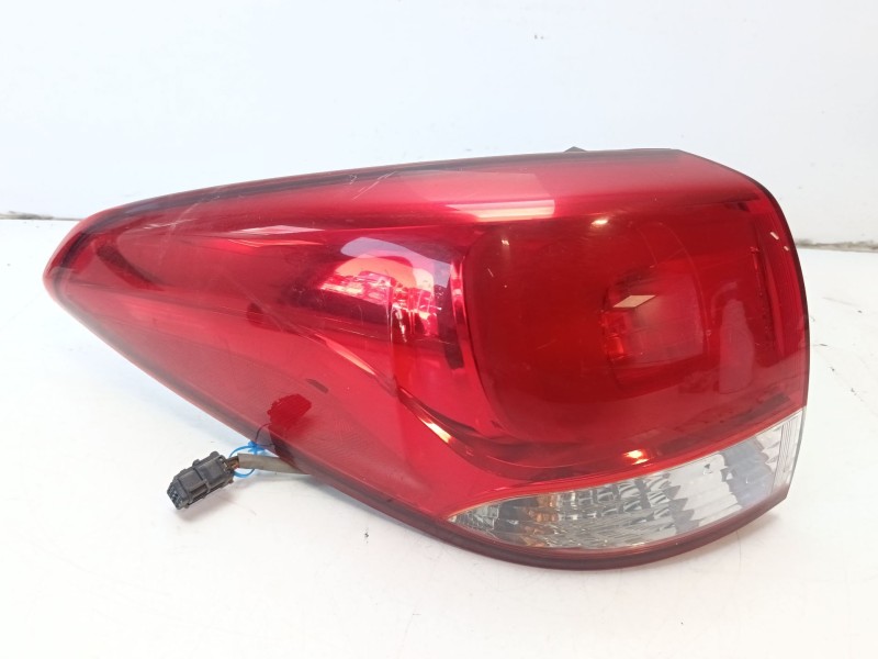 Recambio de piloto trasero izquierdo para kia carens ( ) referencia OEM IAM 92401A4010  92401A4