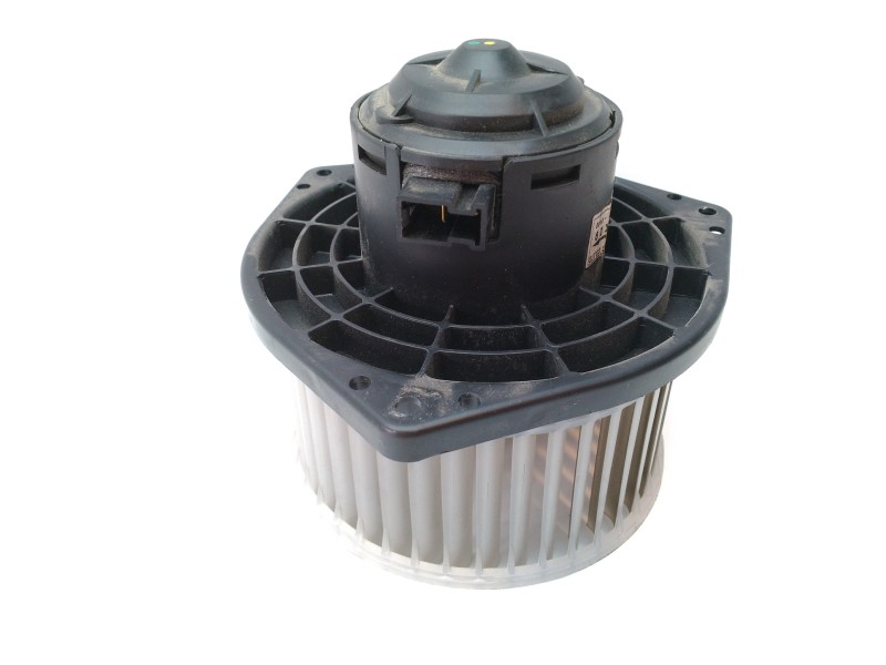 Recambio de motor calefaccion para ssangyong rodius 2.7 turbodiesel cat referencia OEM IAM 40510402  