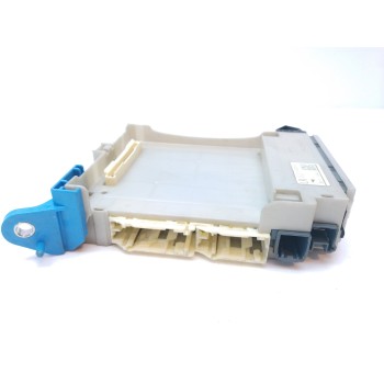 CAJA RELES / FUSIBLES 8273053J30A 
