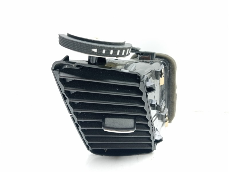 Recambio de rejilla aireadora para seat alhambra (711) 1.4 16v tsi referencia OEM IAM 7N0858069  