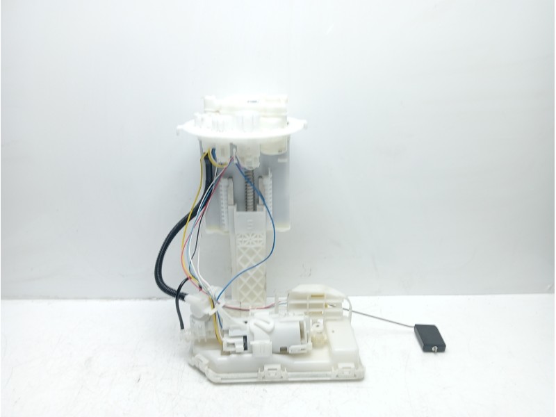 Recambio de aforador para toyota yaris hybrid active referencia OEM IAM 77020K0080 W62F2 
