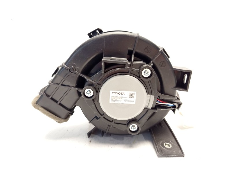 Recambio de motor ventilador para toyota c-hr referencia OEM IAM G923047050  