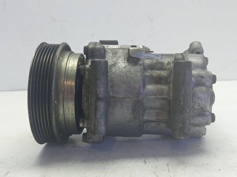 Recambio de compresor aire acondicionado para renault clio iii 1.5 dci diesel cat referencia OEM IAM 8200365787  8200953359