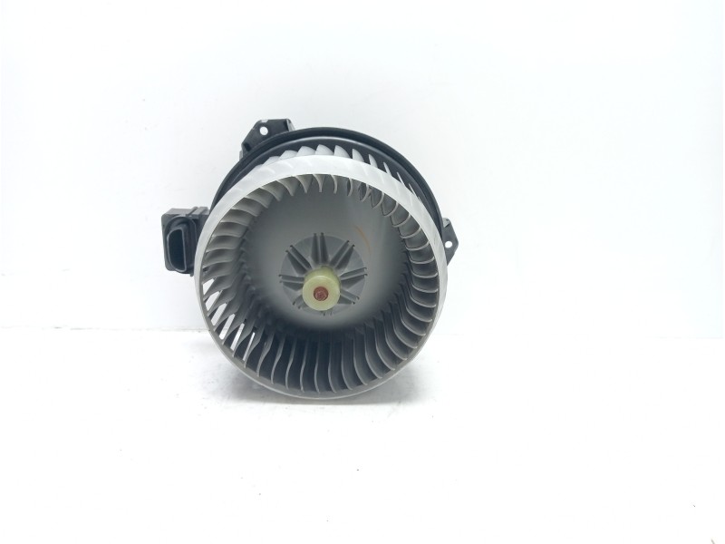 Recambio de ventilador calefaccion para suzuki swift berlina (mz) gl (5-ptas.) referencia OEM IAM 7415062JA0 AV27270-0311 