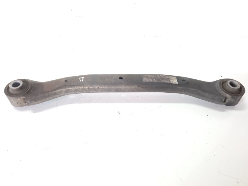 Recambio de brazo suspension superior trasero derecho para hyundai ix35 comfort 2wd referencia OEM IAM 551002S050  