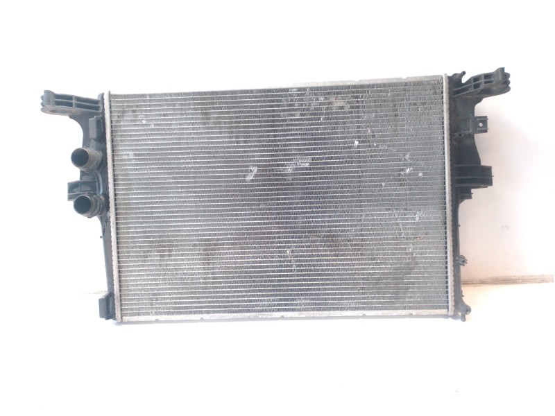 Recambio de radiador agua para iveco daily furgón 2.3 diesel referencia OEM IAM 5801264635  