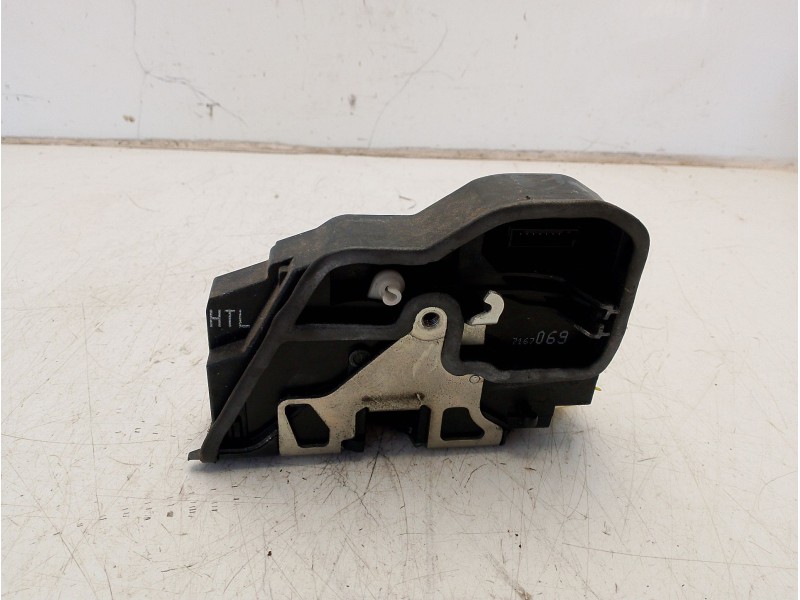 Recambio de cerradura puerta trasera izquierda para bmw 7 (e65, e66, e67) 730 d referencia OEM IAM 51227012145  