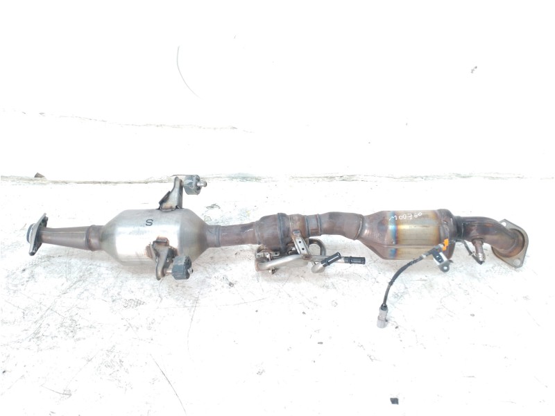 Recambio de tubo escape delantero para lexus ux (za10) referencia OEM IAM 1741024411  