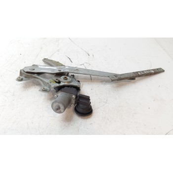 ELEVALUNAS TRASERO DERECHO 827315RB0A 