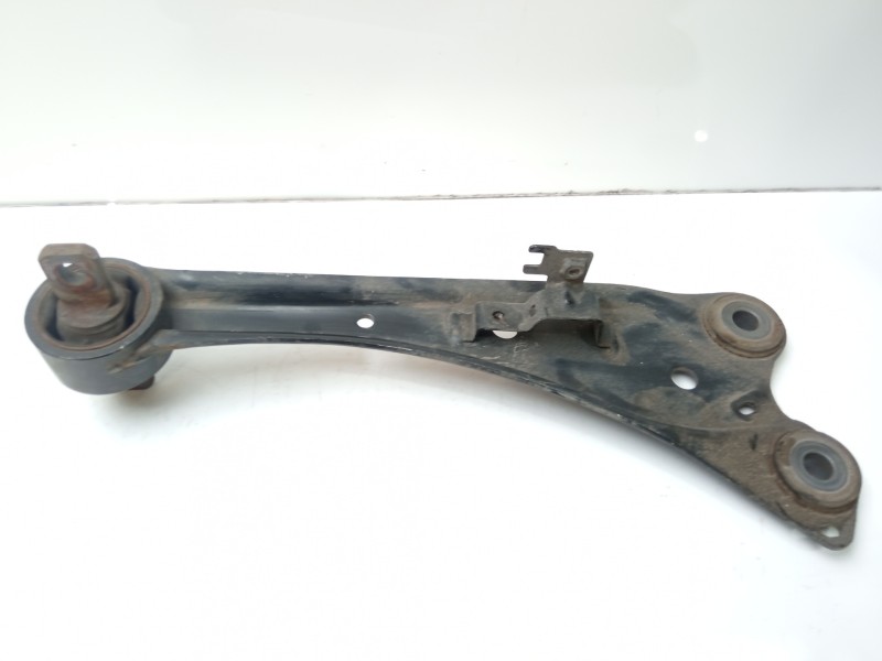 Recambio de brazo suspension inferior trasero izquierdo para lexus ct 200h referencia OEM IAM 4878012140  