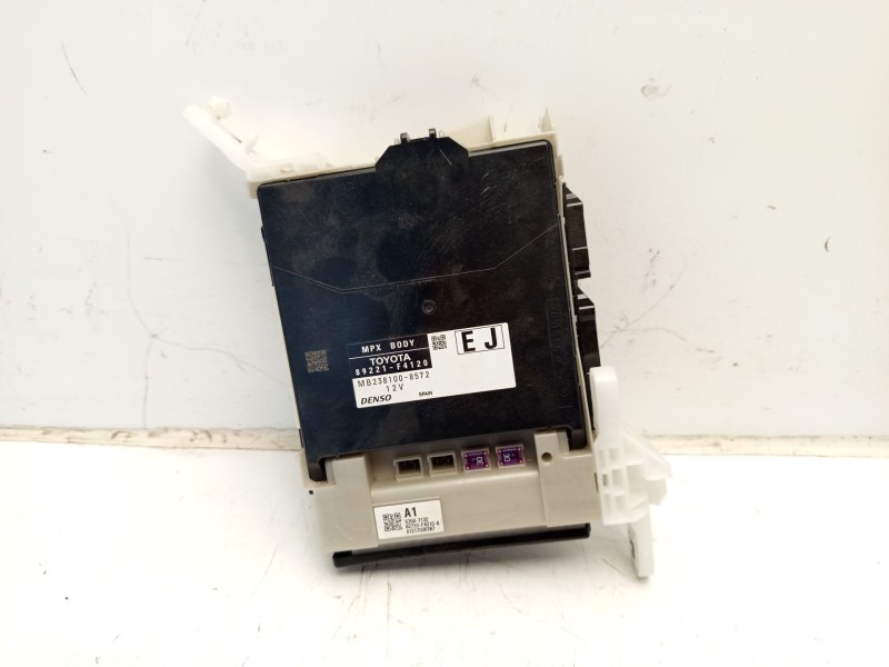 Recambio de modulo electronico para toyota c-hr referencia OEM IAM 82730F4010  