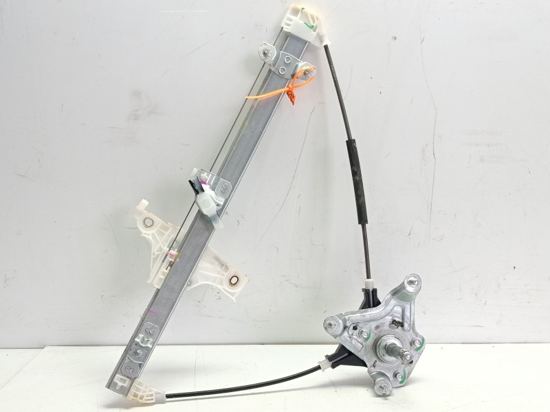 Recambio de elevalunas trasero izquierdo para toyota yaris (_p21_, _pa1_, _ph1_) 1.5 hybrid (mxph10) referencia OEM IAM 69840K00