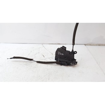 CERRADURA PUERTA TRASERA DERECHA 825005FA0A 