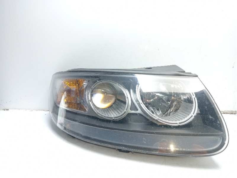 Recambio de faro derecho para hyundai santa fé ii furgoneta/suv (cm) crdi 4x4 referencia OEM IAM 921022B020  