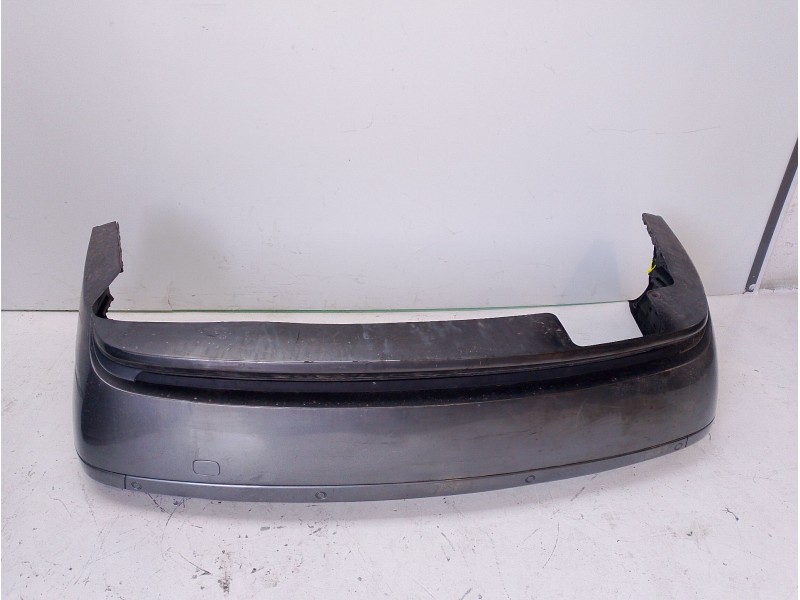 Recambio de paragolpes trasero para bmw 7 (e65, e66, e67) 730 d referencia OEM IAM 51127042697  