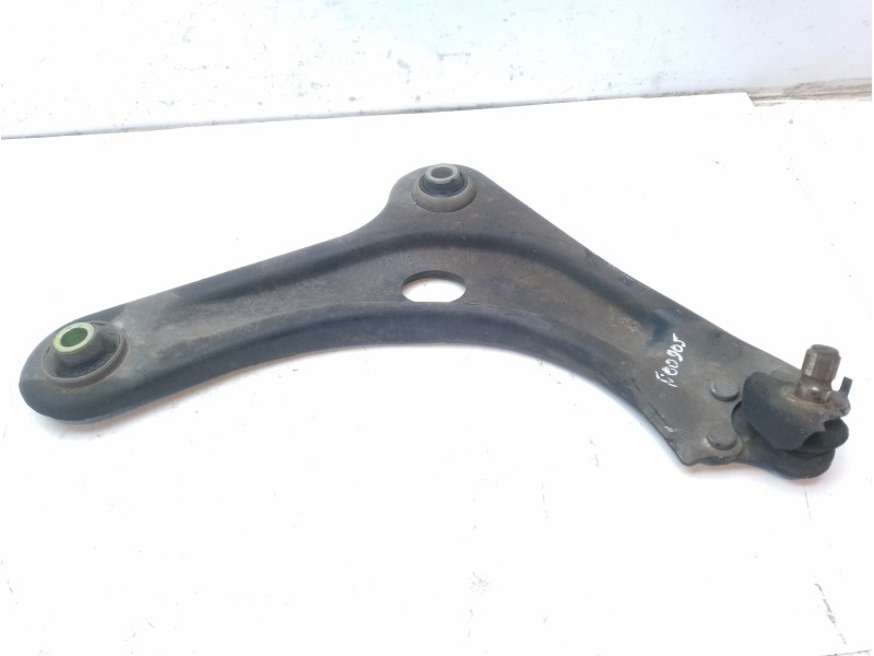 Recambio de brazo suspension inferior delantero derecho para peugeot 2008 (--.2013) active referencia OEM IAM 9813612580  