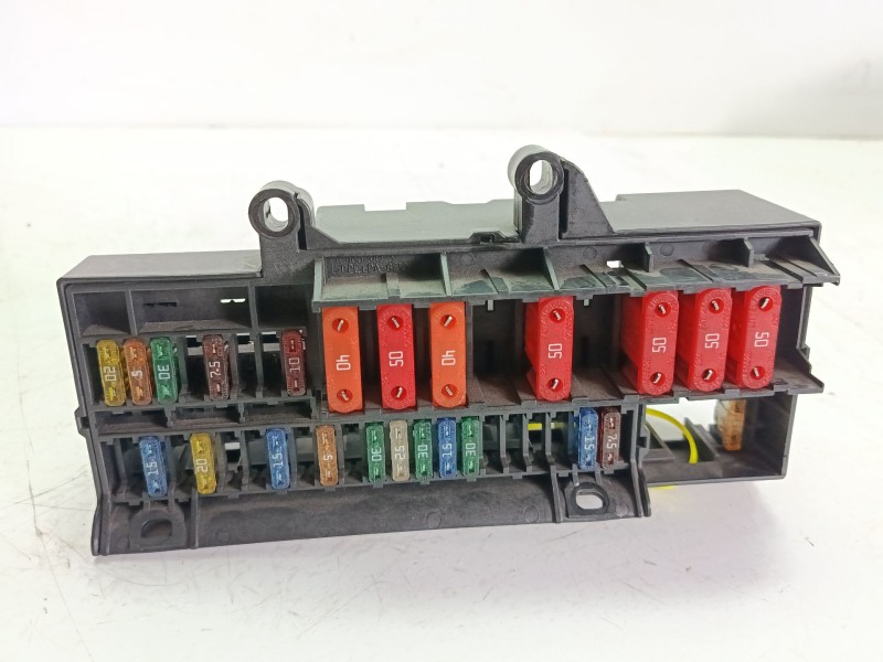 Recambio de caja reles / fusibles para bmw 7 (e65, e66, e67) 730 d referencia OEM IAM 12527510638  