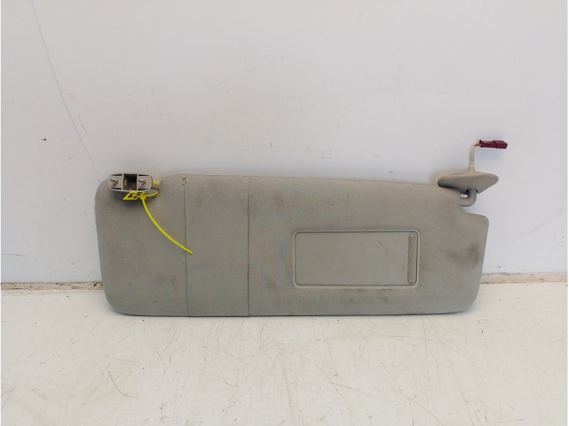 Recambio de parasol derecho para bmw 7 (e65, e66, e67) 730 d referencia OEM IAM 51167017792  