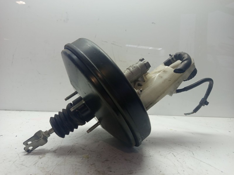 Recambio de servofreno para toyota auris 1.6 16v cat referencia OEM IAM 4461009390  