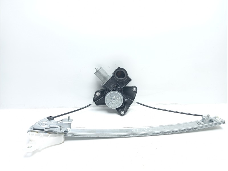 Recambio de elevalunas delantero izquierdo para toyota yaris hybrid active referencia OEM IAM 85720K0020 0620206071 