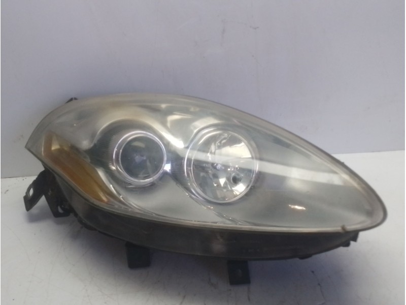 Recambio de faro derecho para fiat bravo (198) 1.4 16v turbo referencia OEM IAM 51877883  