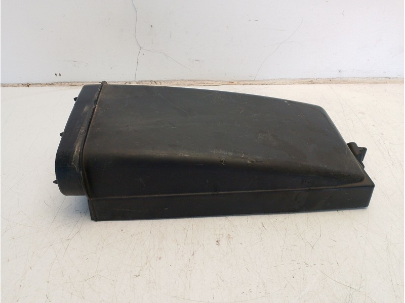 Recambio de filtro aire para bmw 7 (e65, e66, e67) 730 d referencia OEM IAM 13712247444  