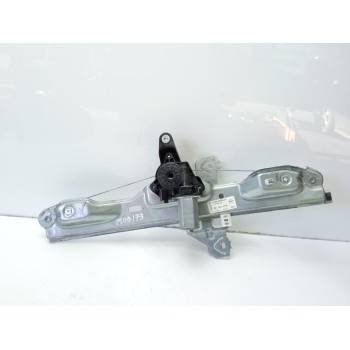 ELEVALUNAS TRASERO DERECHO 827004EA0A GB558RC 