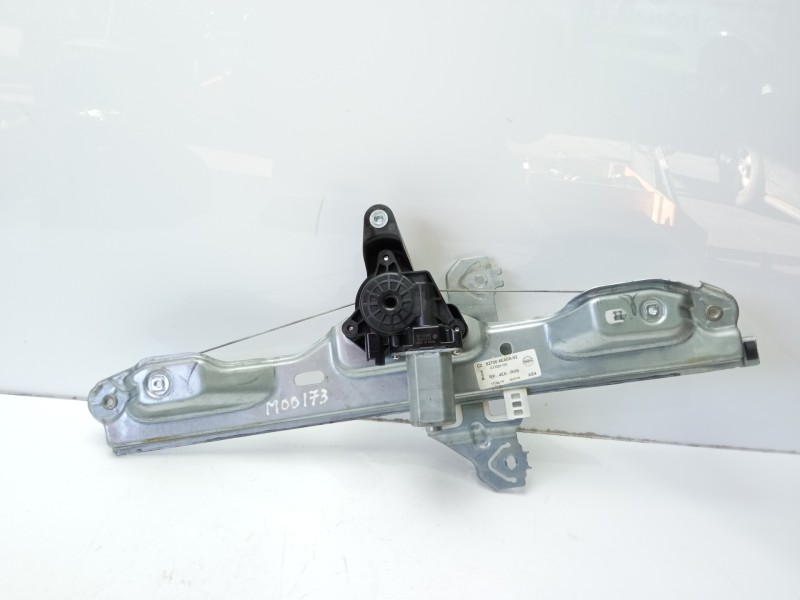 Recambio de elevalunas trasero derecho para nissan qashqai (j11) 360 referencia OEM IAM 827004EA0A GB558RC 